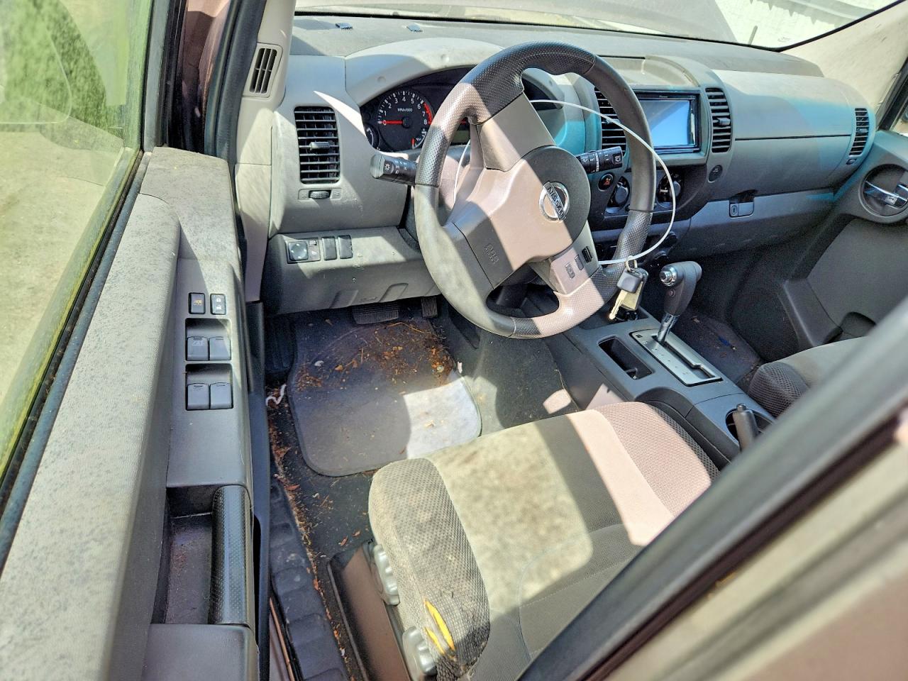 2007 Nissan Xterra X Желто-коричневый vin: 5N1AN08U87C542139