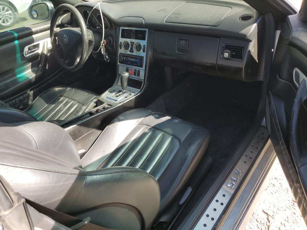2004 Mercedes-benz Slk 230 Kompressor Silver vin: WDBKK49F24F305678
