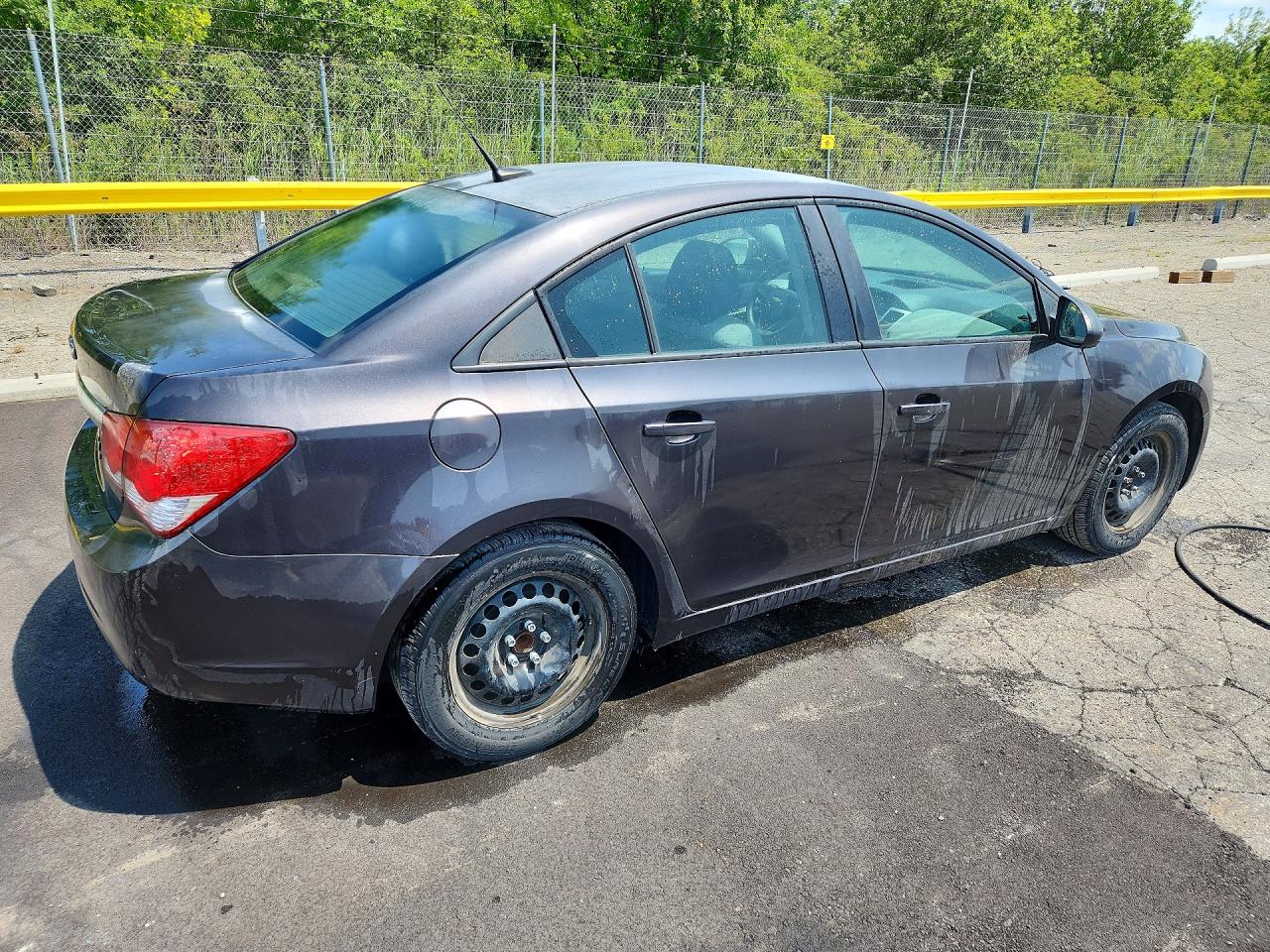 2014 Chevrolet Cruze Ls Charcoal vin: 1G1PA5SH7E7109316