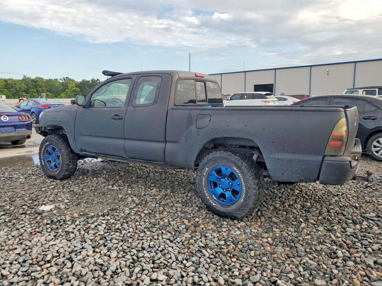 2005 Toyota Tacoma V6 Black vin: 5TEUU42N65Z080594