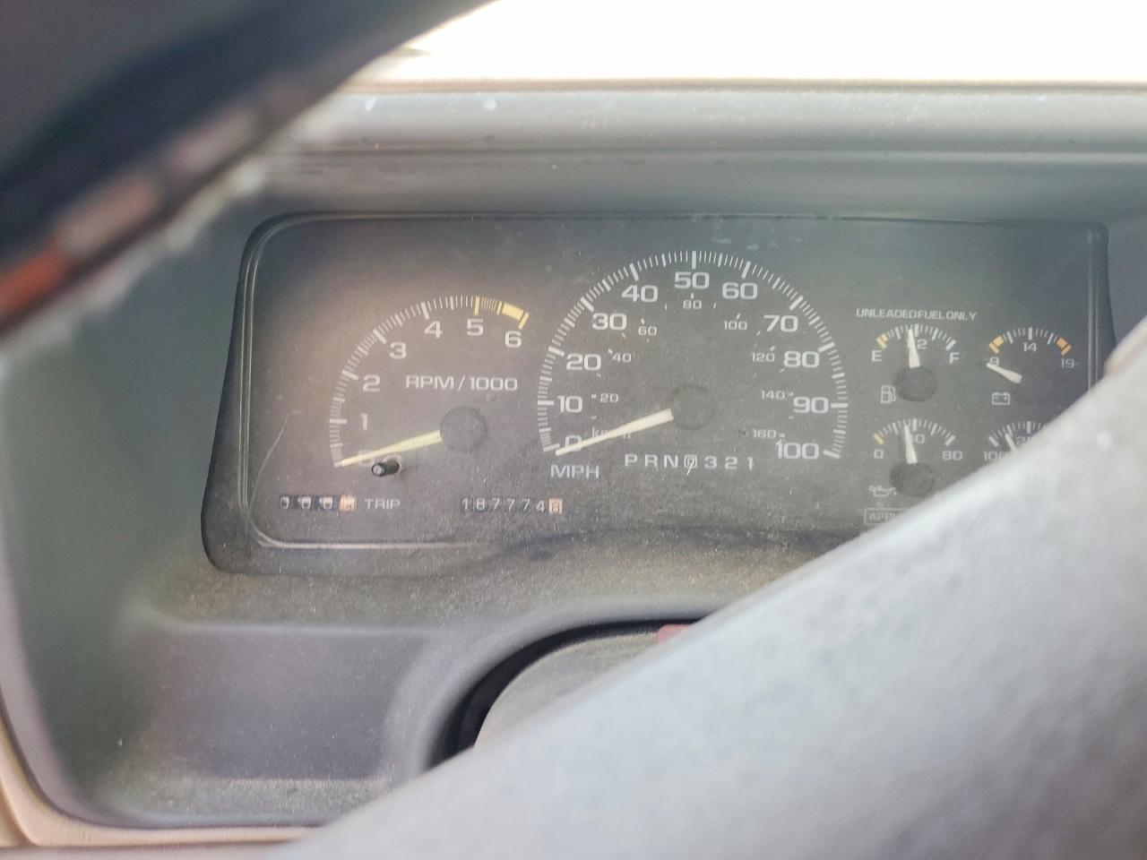 1996 Chevrolet Gmt-400 C1500 White vin: 1GCEC14W3TZ172217
