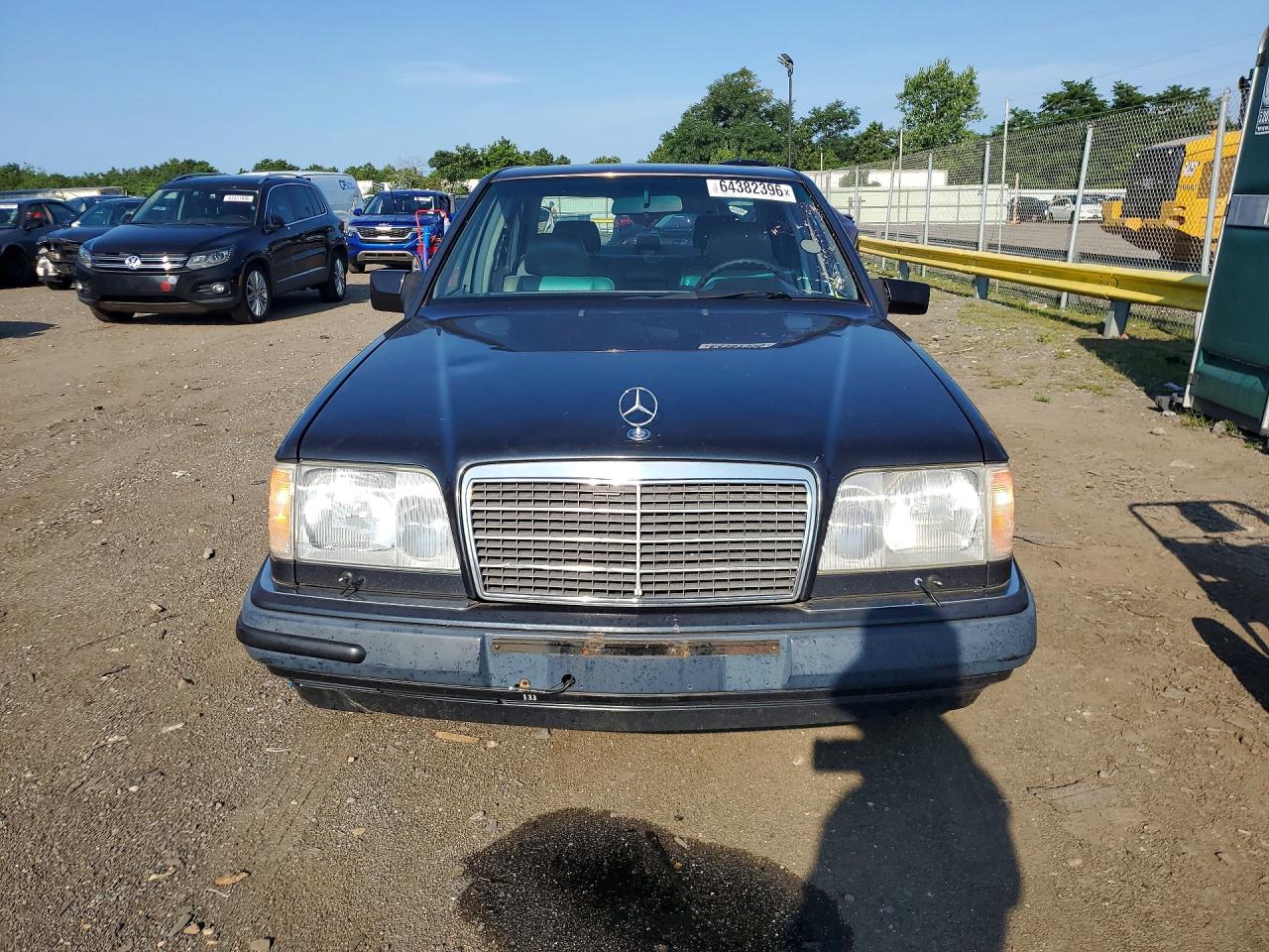 1995 Mercedes-benz E 300d Blue vin: WDBEB31E0SC240130