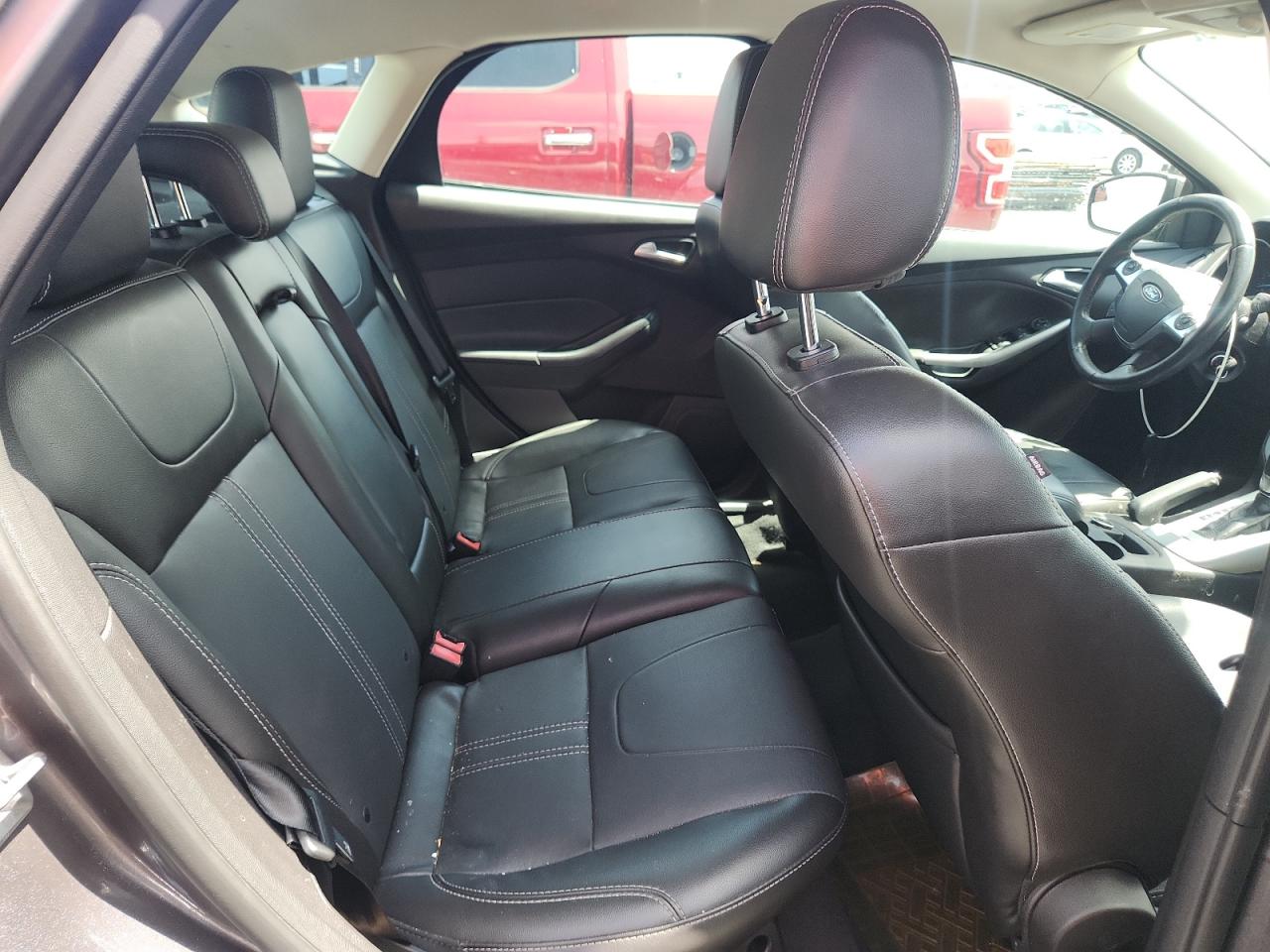 2014 Ford Focus Se Gray vin: 1FADP3K27EL280167