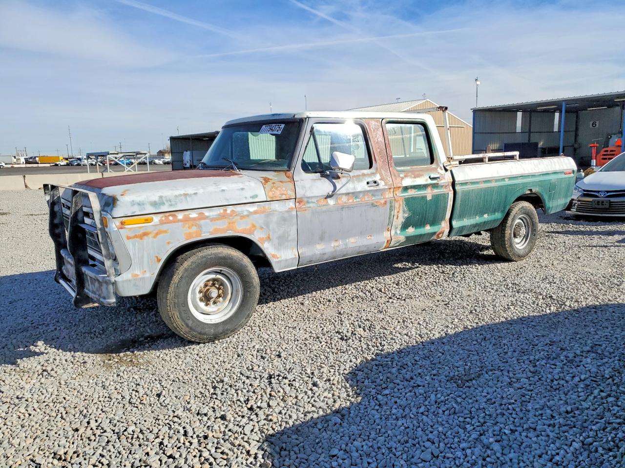 1977 Ford F350 Green vin: F35JCY23119