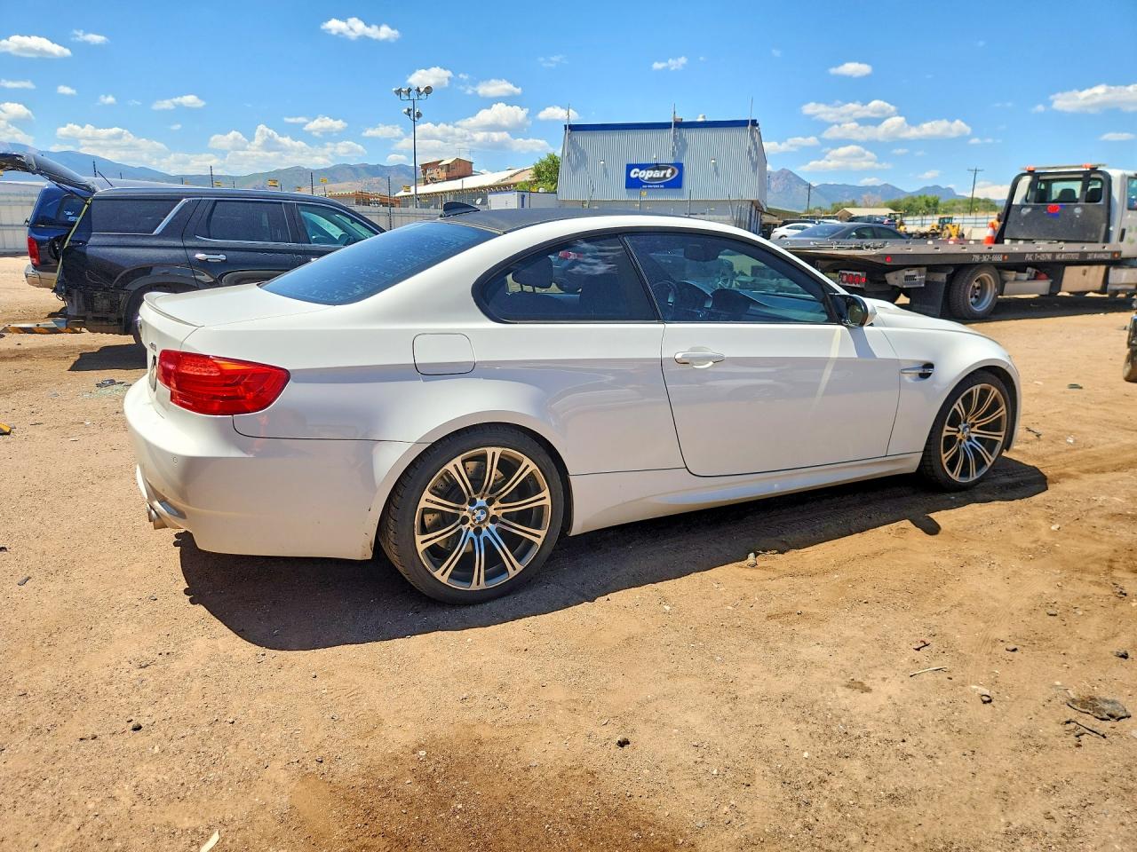 2013 Bmw M3 White vin: WBSKG9C53DJ593782