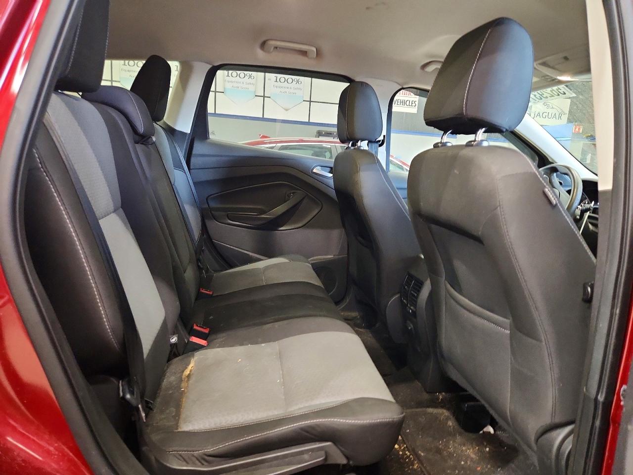 2017 Ford Escape Se Red vin: 1FMCU9GDXHUA74301