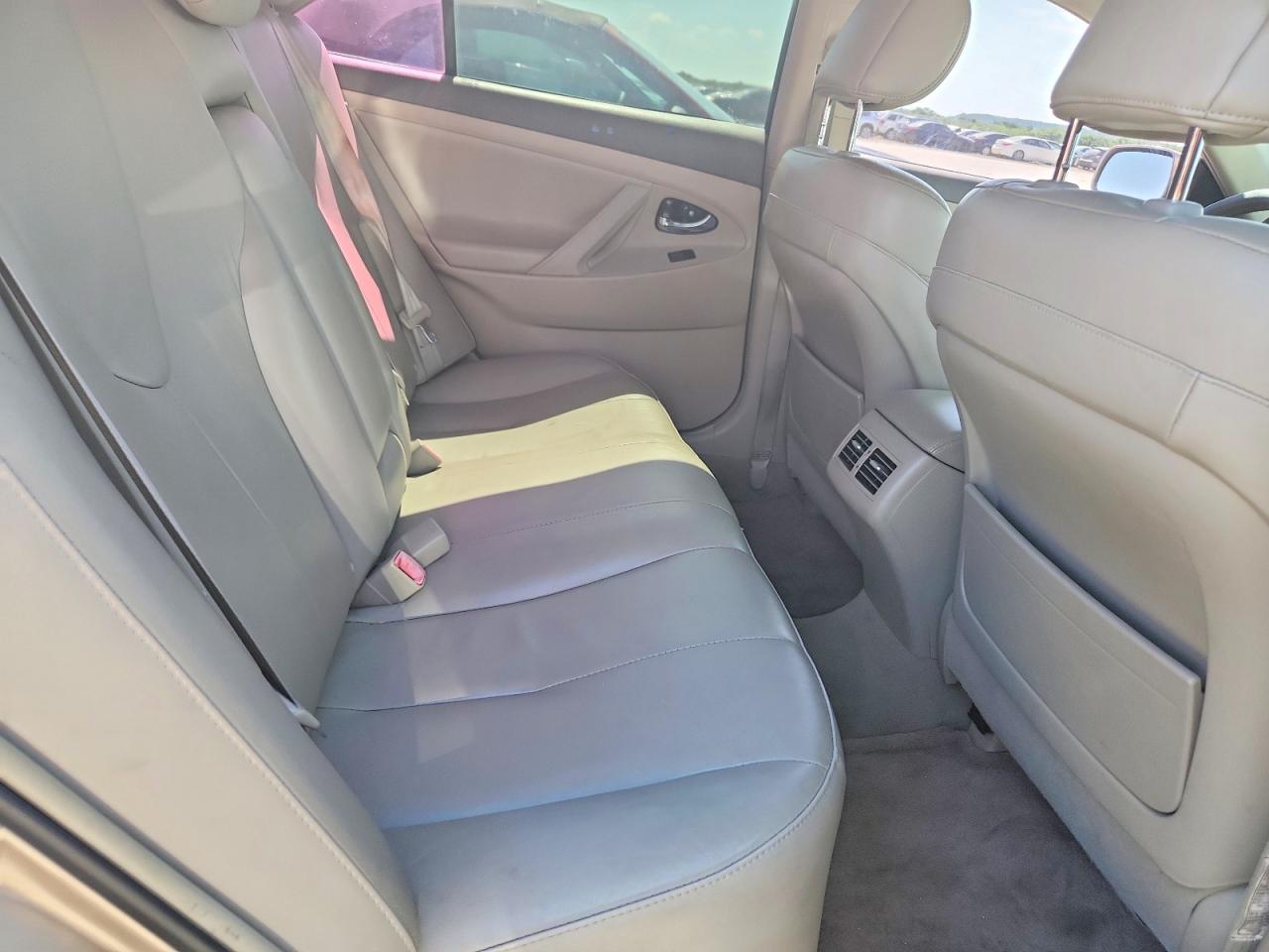2007 Toyota Camry Hybrid Beige vin: 4T1BB46K27U001250