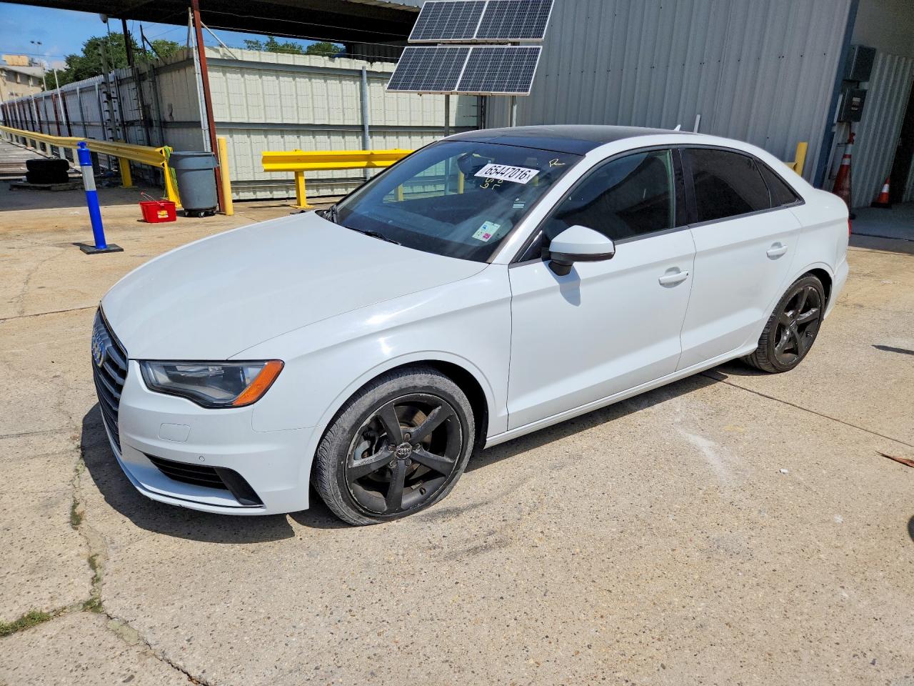 2015 Audi A3 Premium White vin: WAUACGFF9F1128253