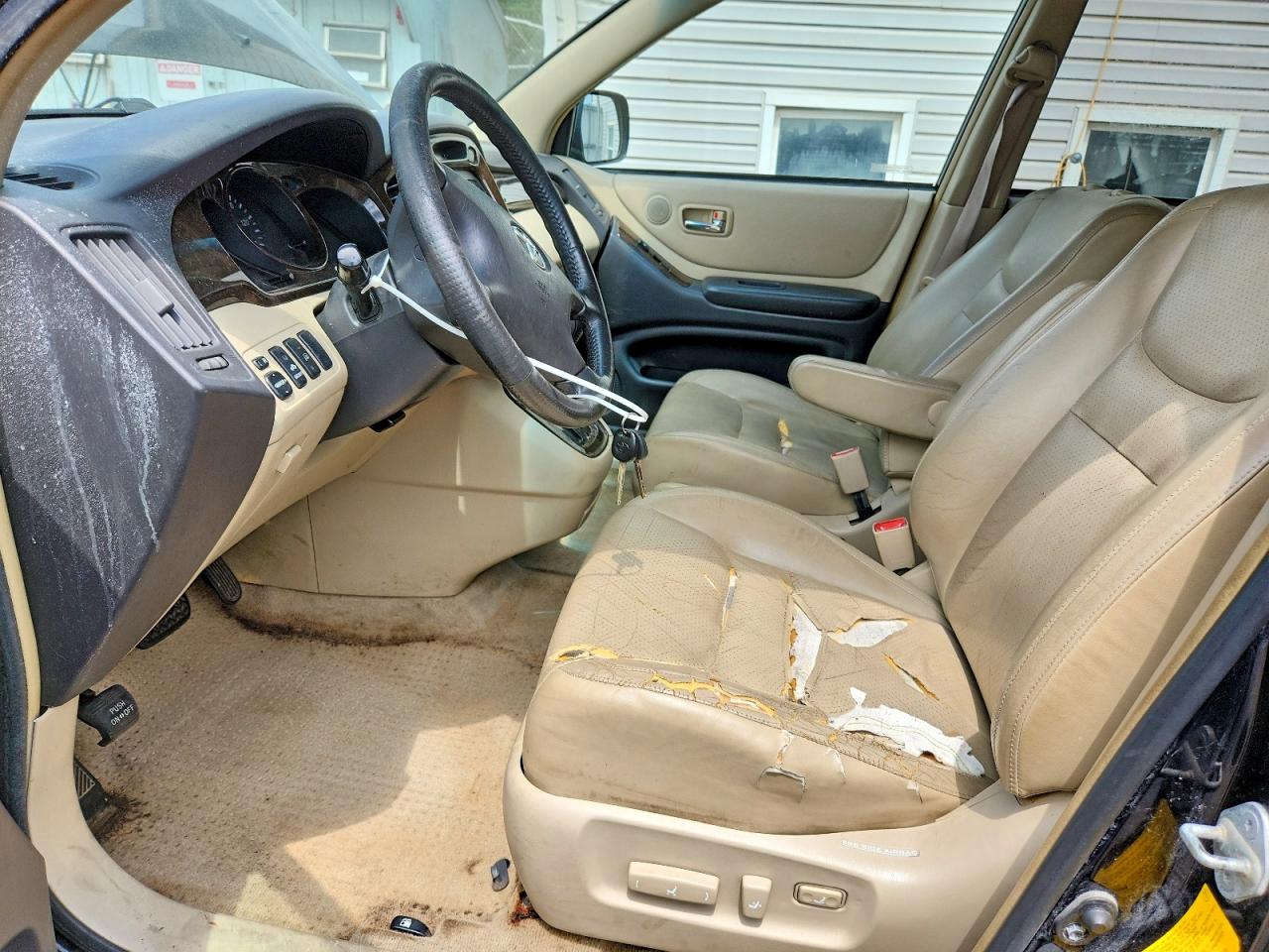 2001 Toyota Highlander Base Black vin: JTEHF21A910026260