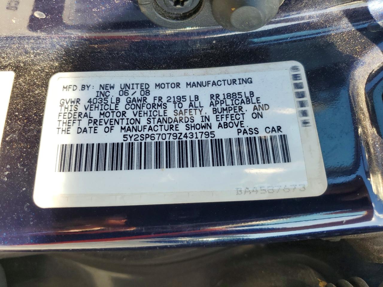 2009 Pontiac Vibe Base Blue vin: 5Y2SP67079Z431795