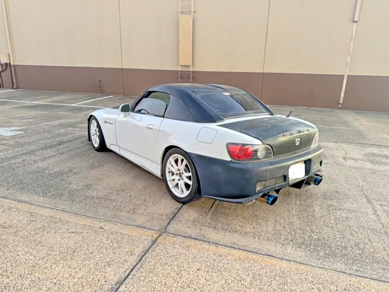 2001 Honda S2000 White vin: JHMAP114X1T007592