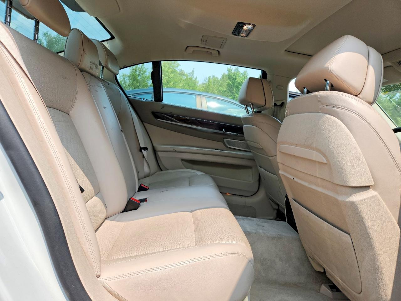 2013 Bmw 750 Lxi White vin: WBAYF8C54DDE59036