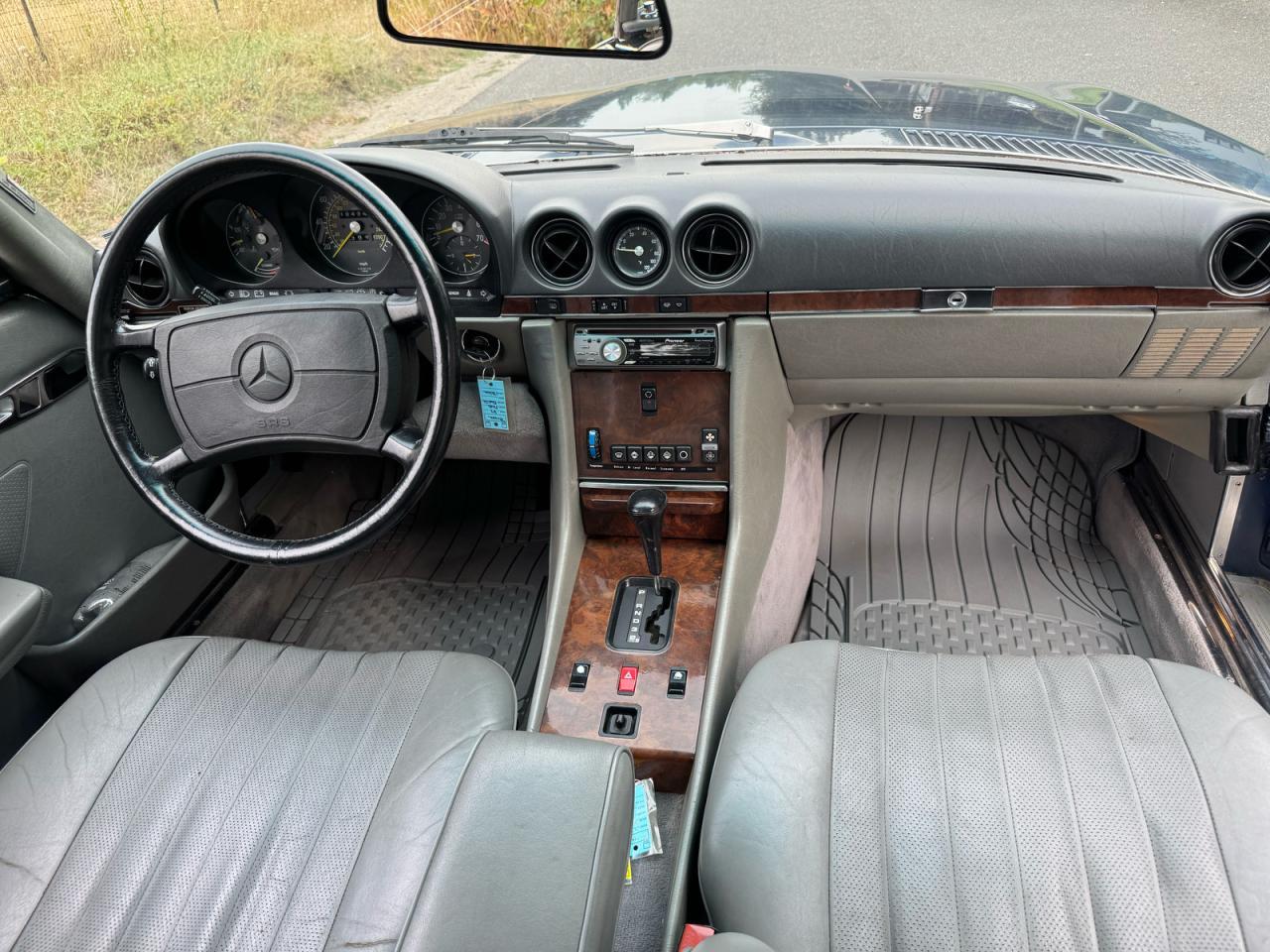 1987 Mercedes-benz 560 Sl Blue vin: WDBBA48D3HA057267