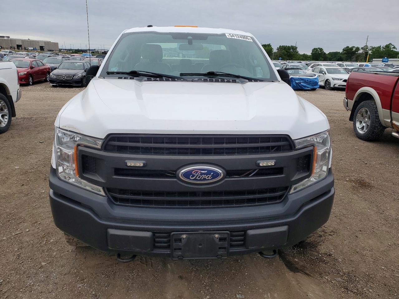 2019 Ford F150 Super Cab White vin: 1FTFX1E50KKD84515