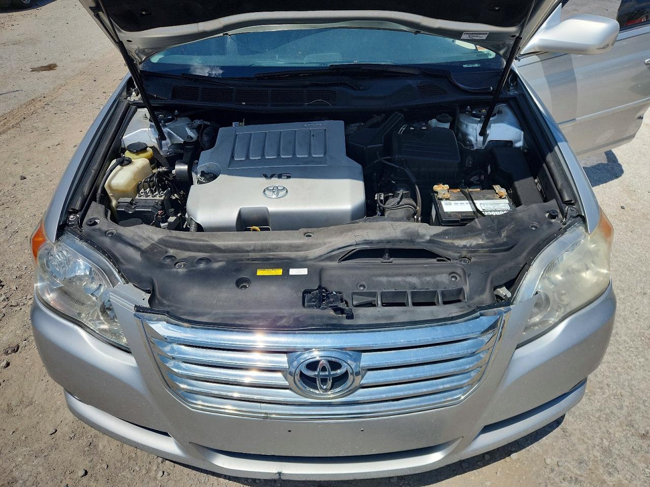2010 Toyota Avalon Limited Silver vin: 4T1BK3DB1AU356642