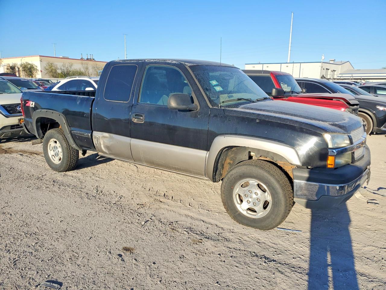 2003 Chevrolet Silverado K1500 Black vin: 2GCEK19T131144457