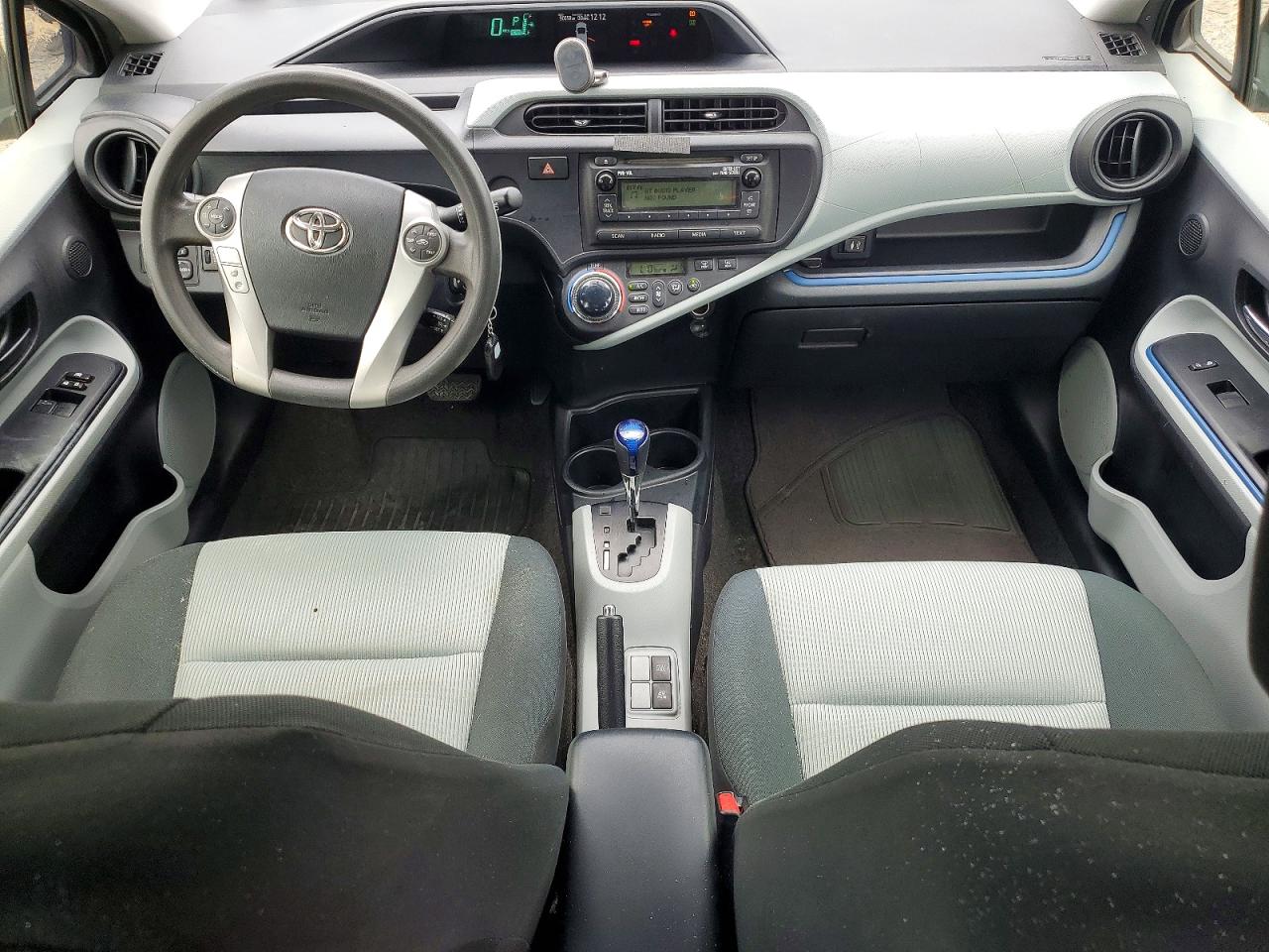 2012 Toyota Prius C Two Silver vin: JTDKDTB34C1014973