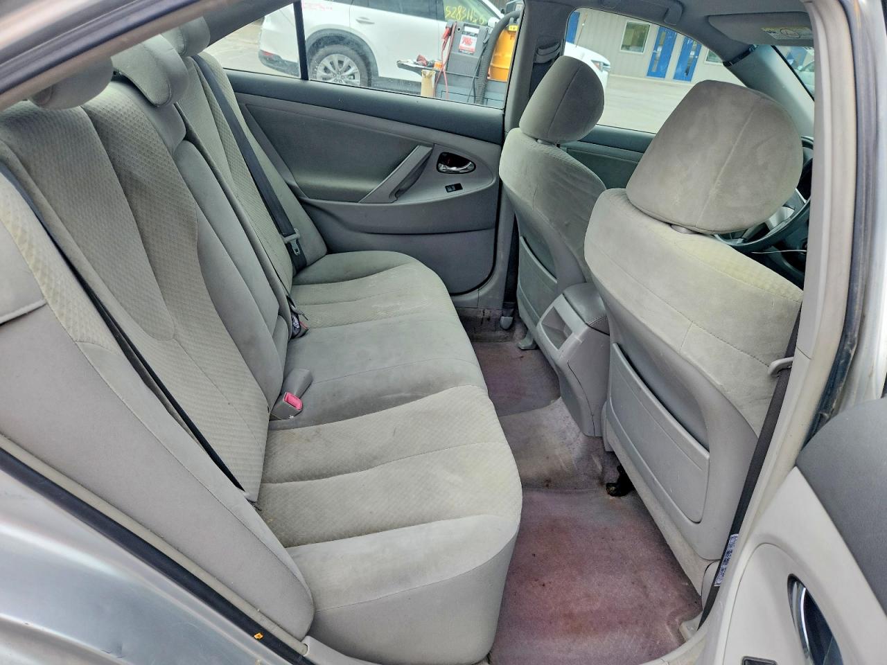 2007 Toyota Camry Ce Silver vin: JTNBE46KX73033909