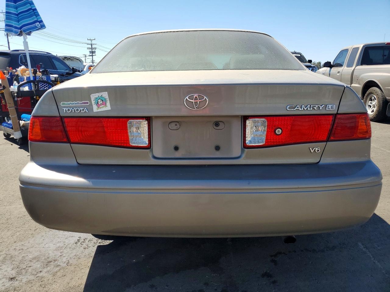 2000 Toyota Camry Le V6 Желто-коричневый vin: 4T1BF22K2YU111134