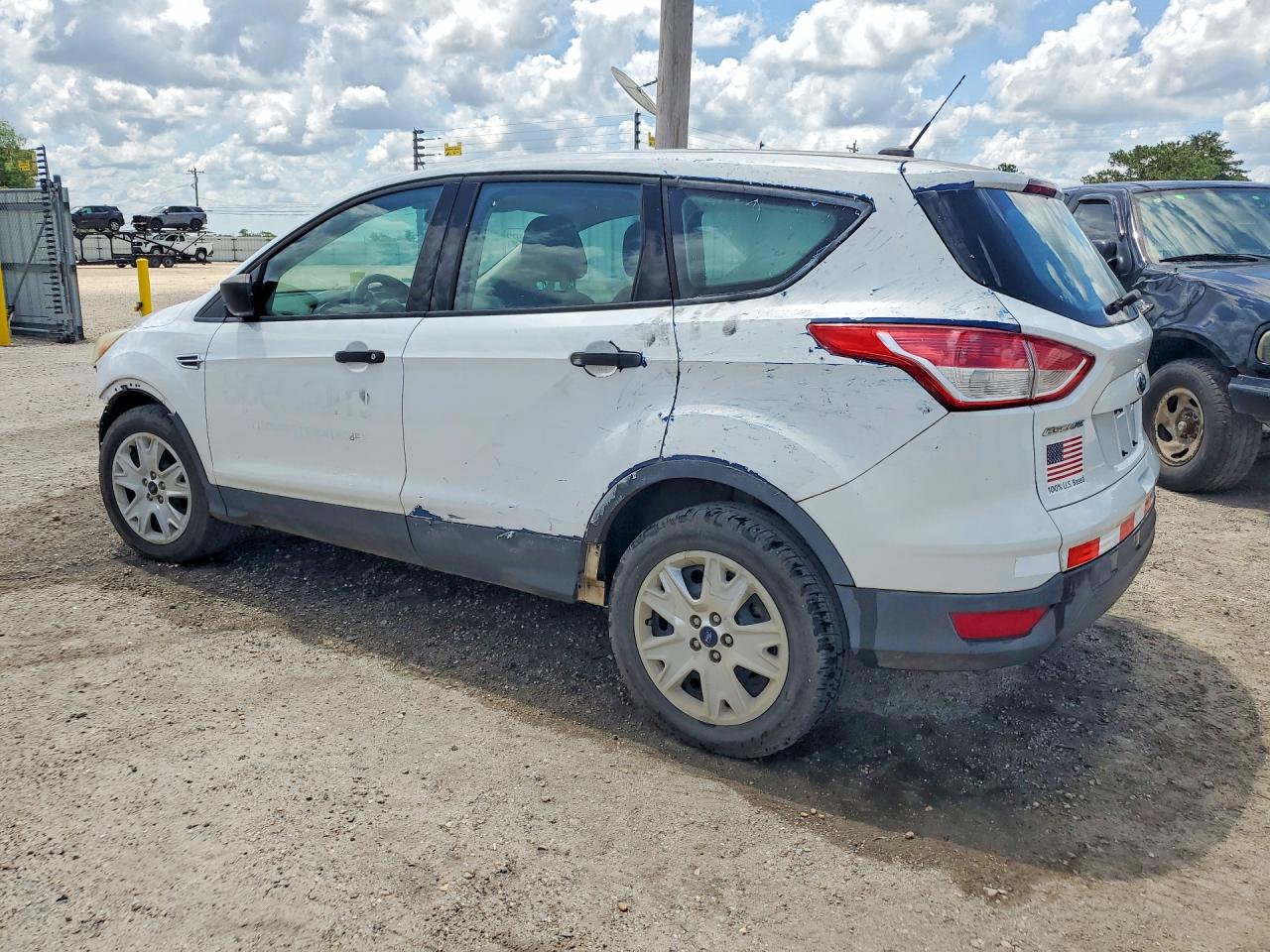 2014 Ford Escape S Белый vin: 1FMCU0F78EUB48592