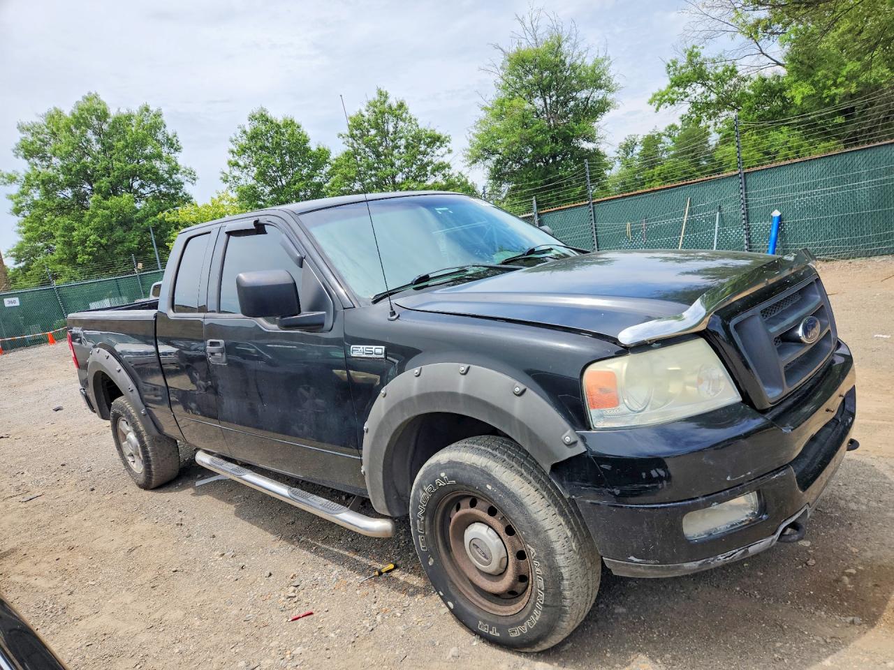 2004 Ford F150 Black vin: 1FTRX14W74FA08932