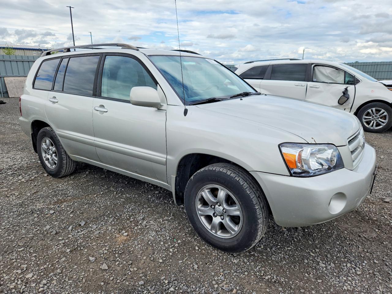 2006 Toyota Highlander Limited Silver vin: JTEHP21A360168690