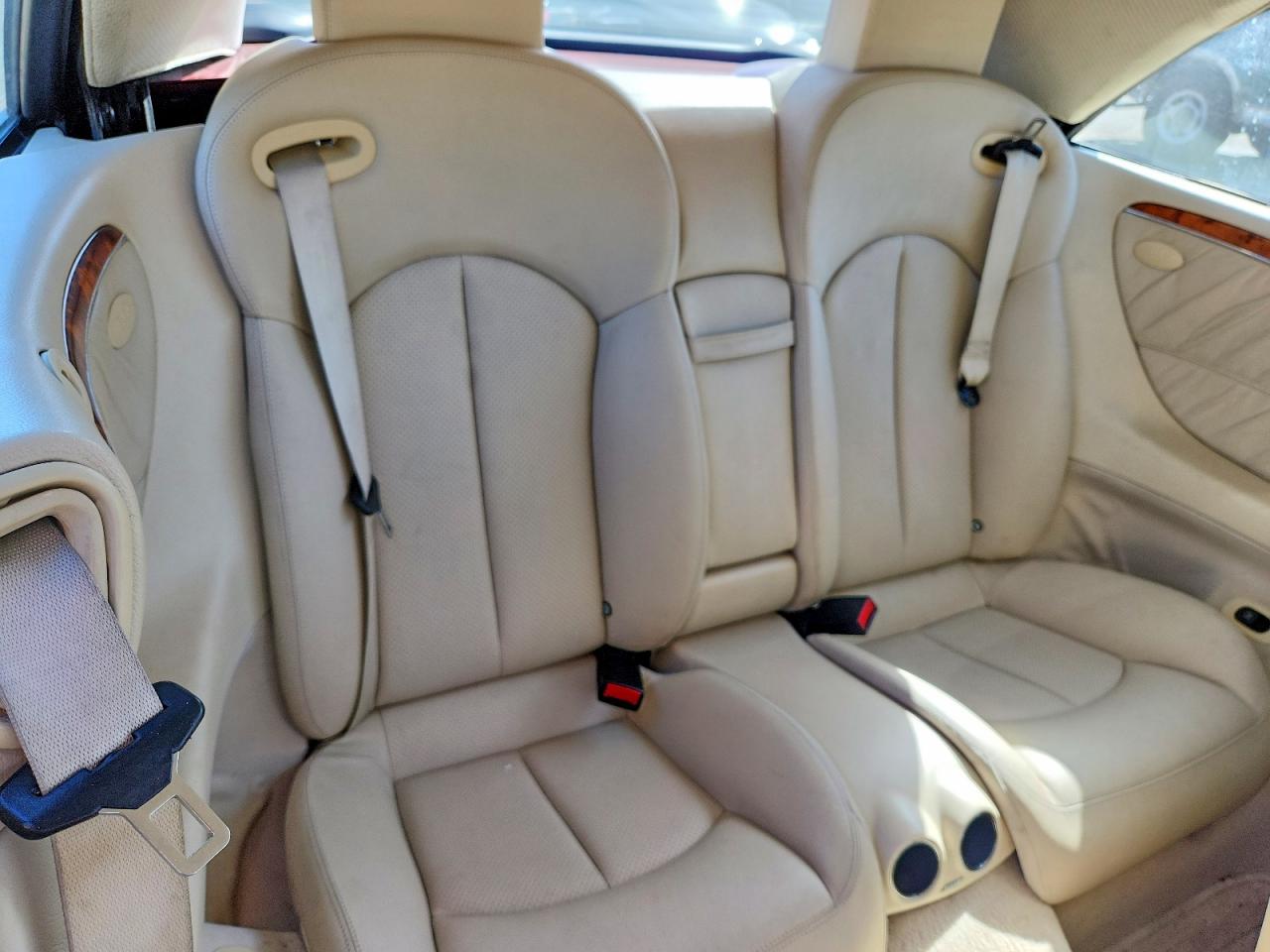 2004 Mercedes-benz Clk 500 Red vin: WDBTK75G14T005040