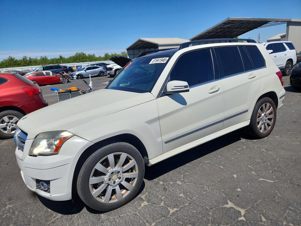 2011 Mercedes-benz Glk 350 White vin: WDCGG5GB5BF625678