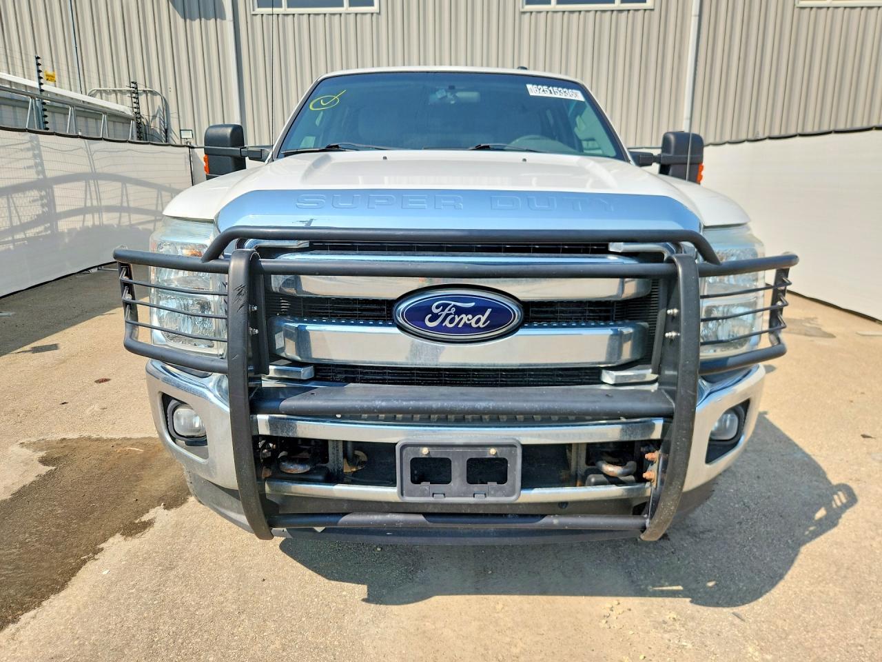 2012 Ford F250 Super Duty White vin: 1FT7W2BT5CEB19699