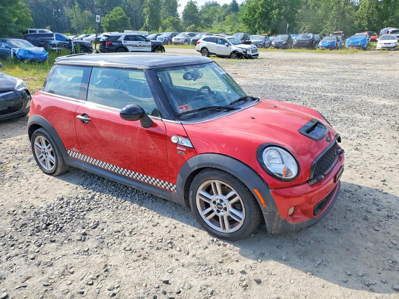 2013 Mini Cooper S Red vin: WMWSV3C59DT475537