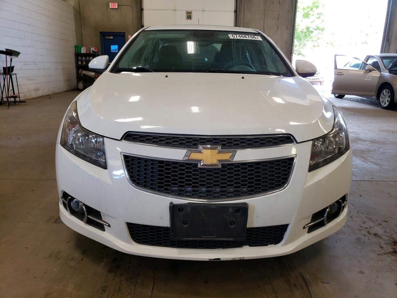 2014 Chevrolet Cruze Lt White vin: 1G1PC5SB8E7452688