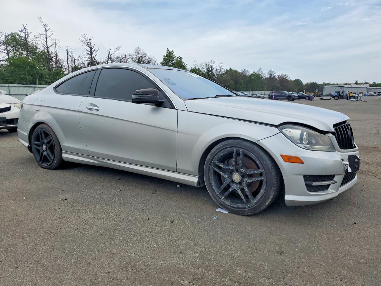 2014 Mercedes-benz C 350 4matic Silver vin: WDDGJ8JB8EG264694