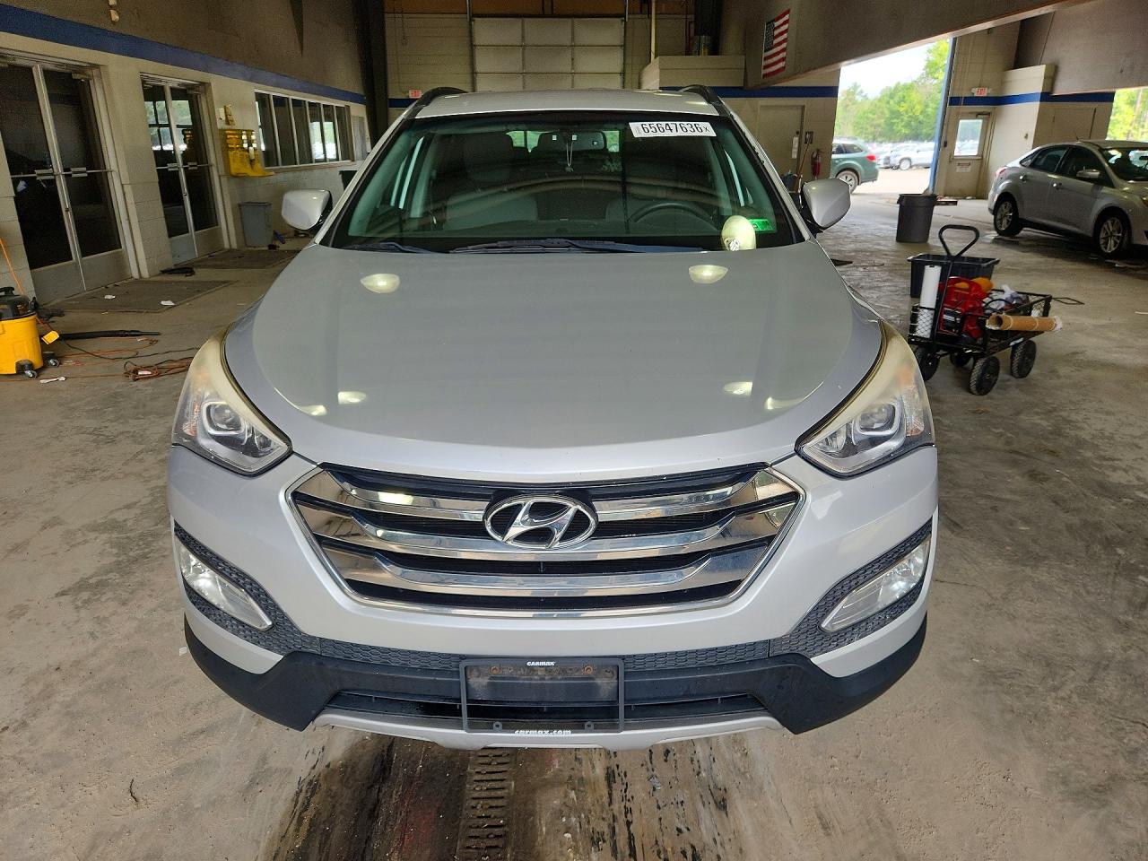 2014 Hyundai Santa Fe Sport 2.4l Silver vin: 5XYZUDLB8EG212971