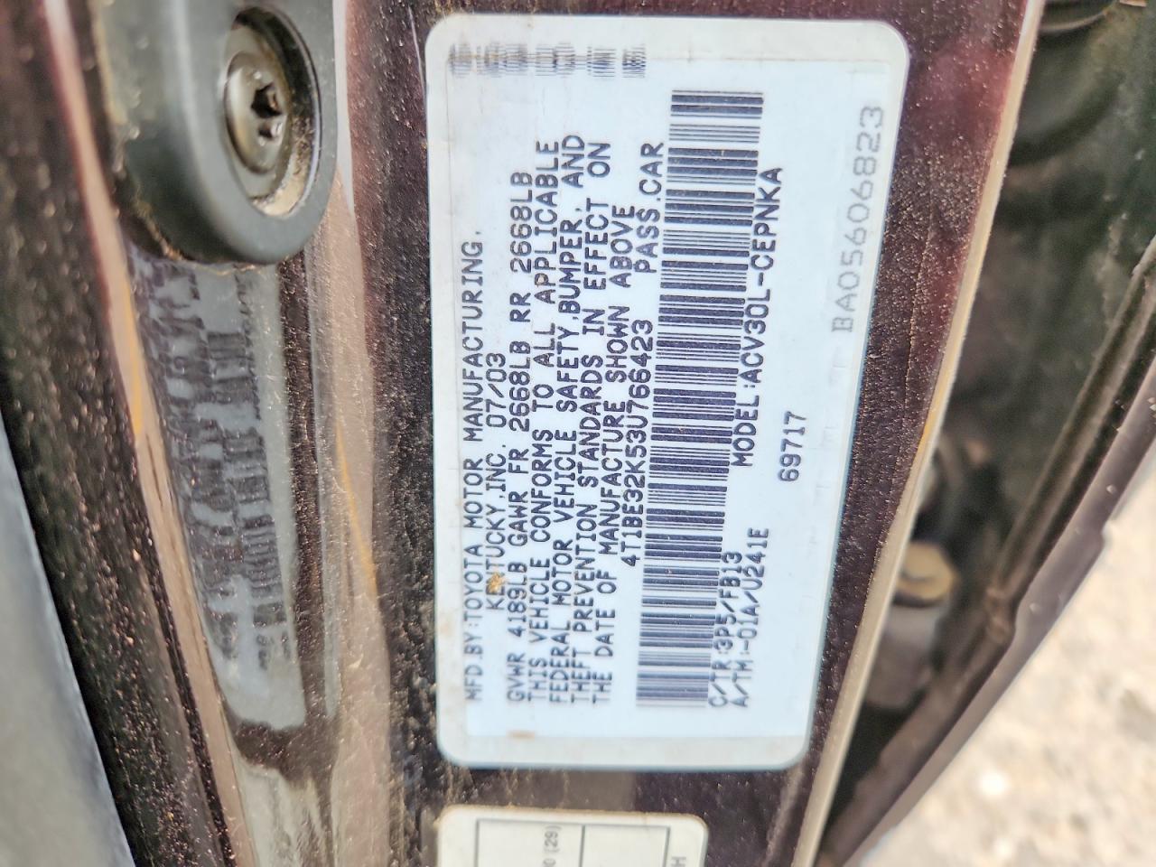 2003 Toyota Camry Le Maroon vin: 4T1BE32K53U766423