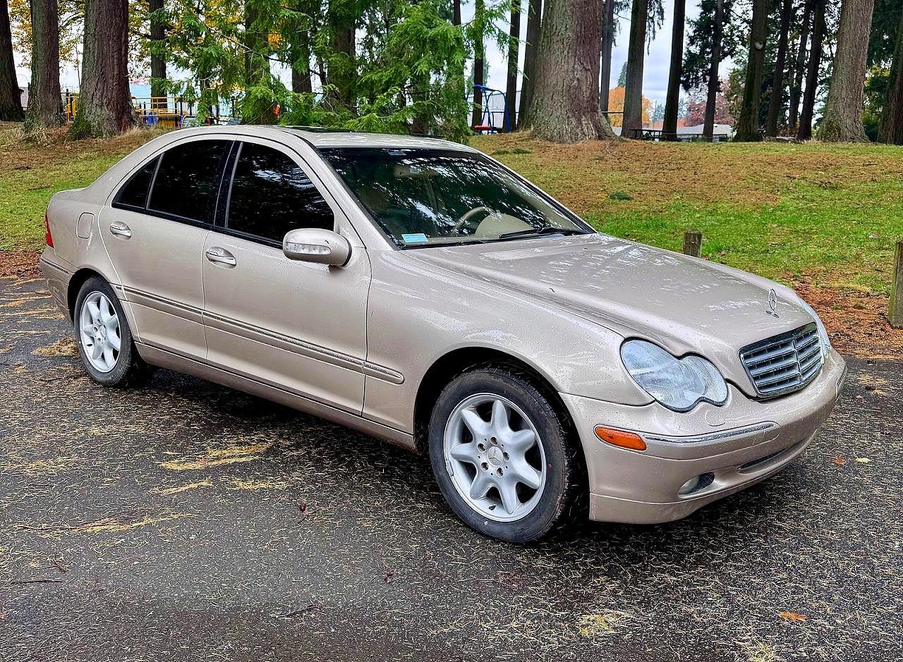 2001 Mercedes-benz C 320 Gold vin: WDBRF64J41F035438