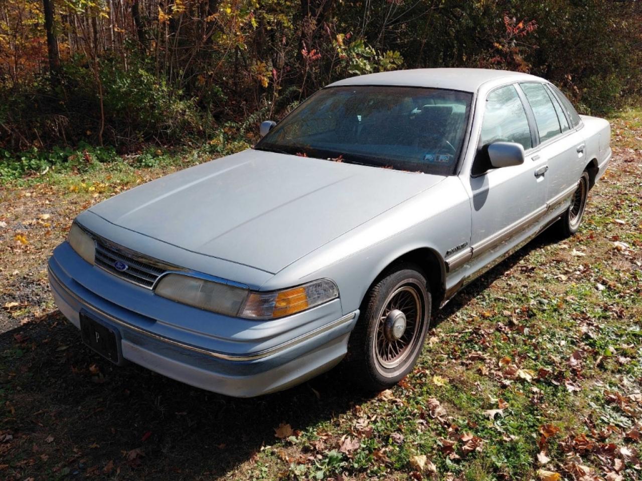 1994 Ford Crown Victoria Lx Blue vin: 2FALP74W5RX203065