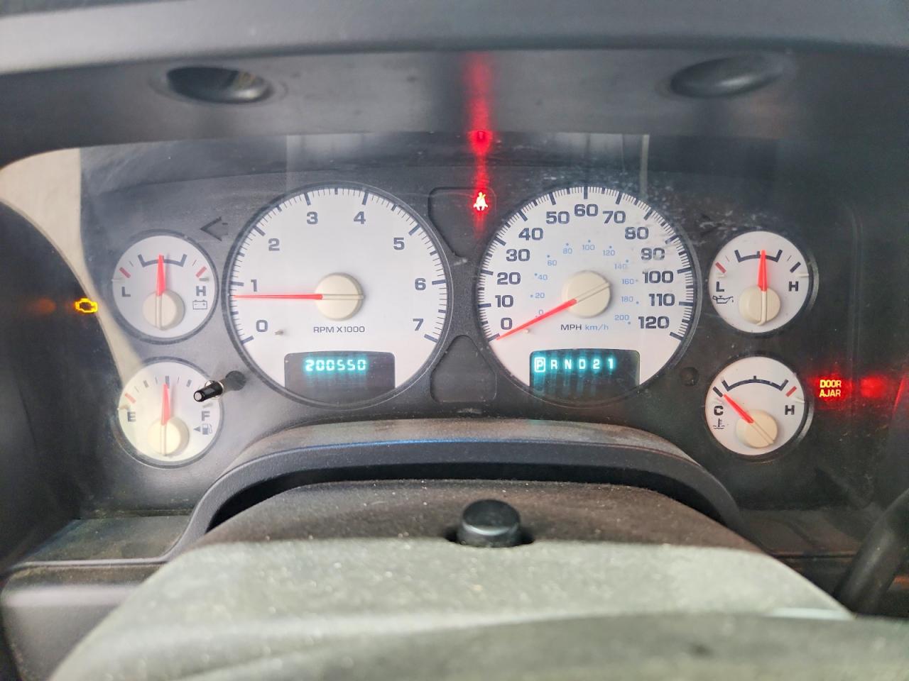 2004 Dodge Ram 1500 St Silver vin: 1D7HU16DX4J191777
