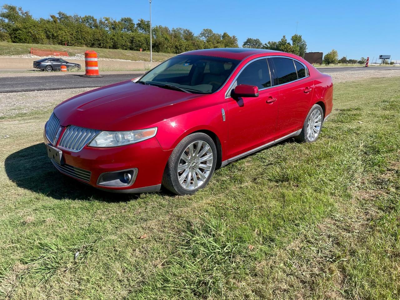 2011 Lincoln Mks Красный vin: 1LNHL9FT5BG605718