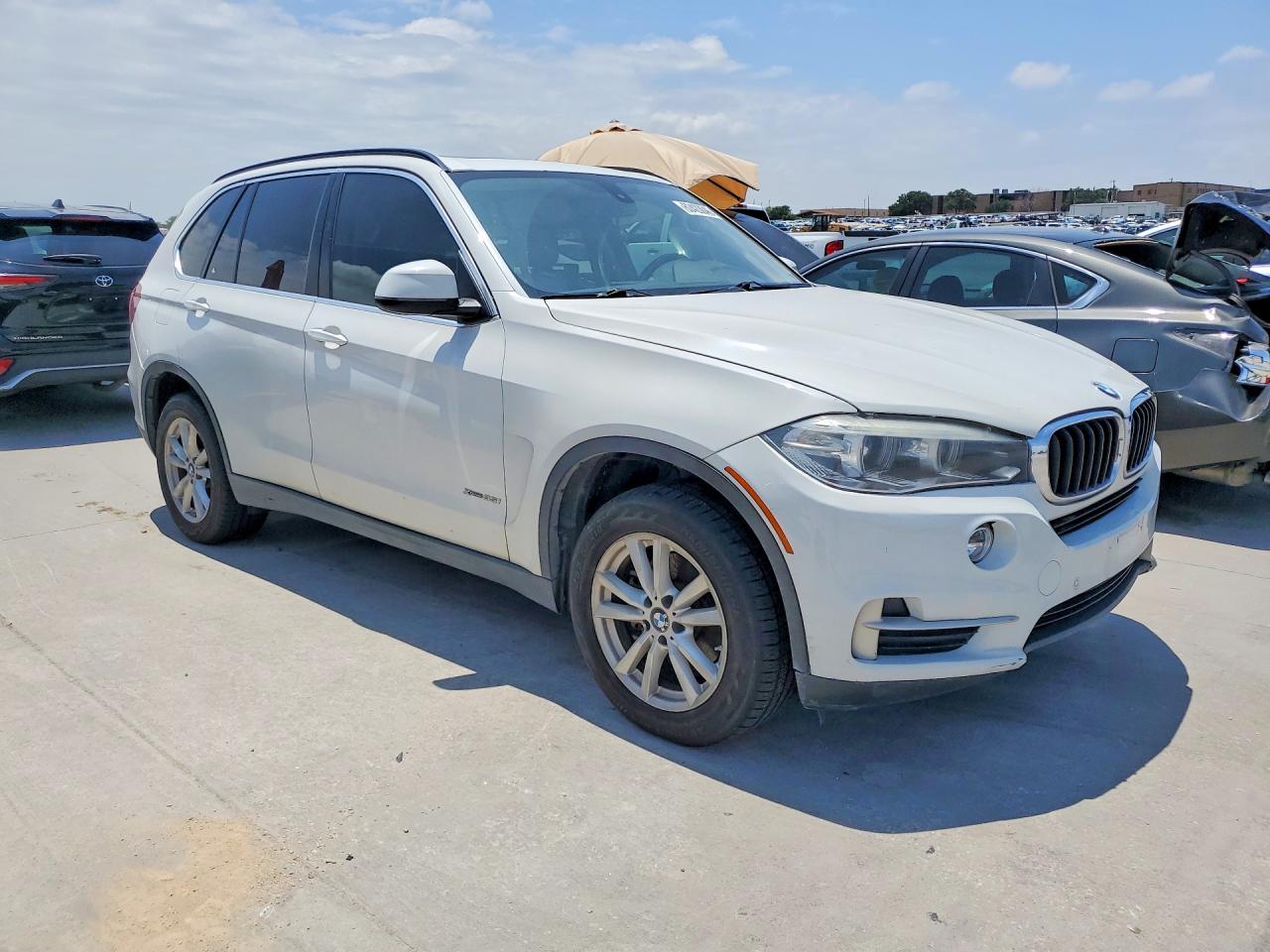 2015 Bmw X5 Xdrive35i White vin: 5UXKR0C58F0K66265