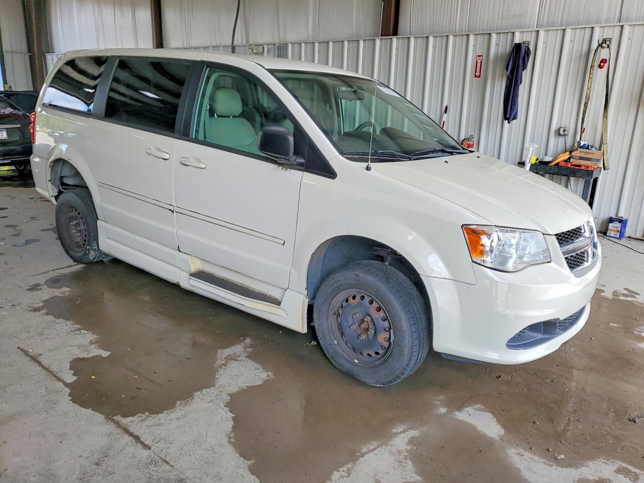 2012 Dodge Grand Caravan Se White vin: 2C4RDGBG3CR265231