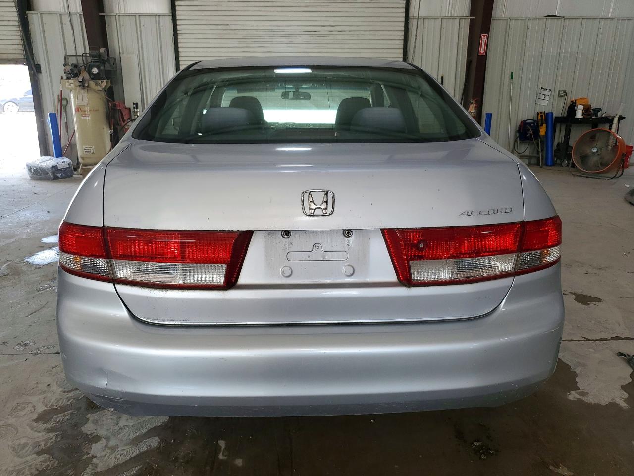 2003 Honda Accord Ex Silver vin: 1HGCM56683A083168