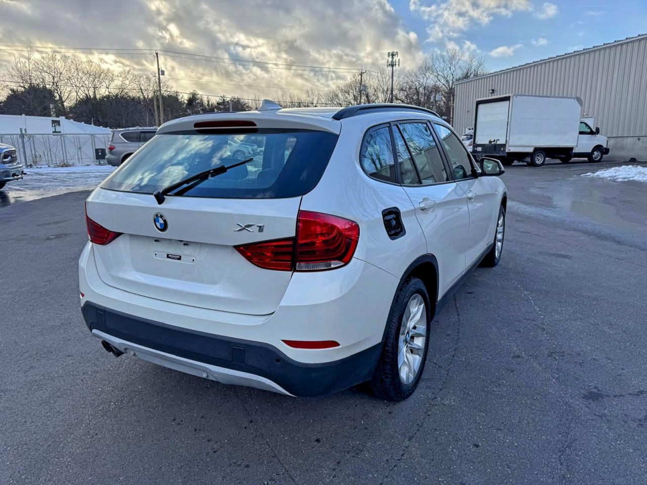 2015 Bmw X1 Xdrive28i White vin: WBAVL1C52FVY35536