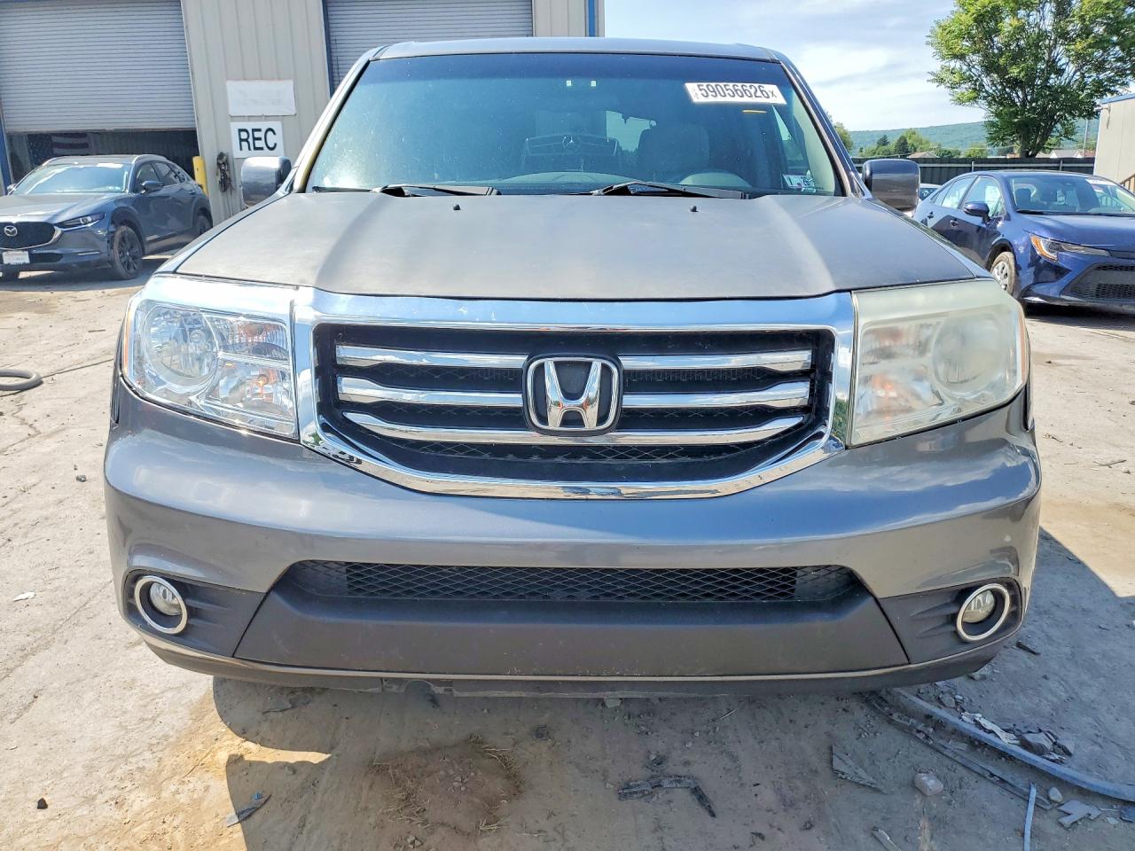 2012 Honda Pilot Ex Gray vin: 5FNYF4H45CB076822