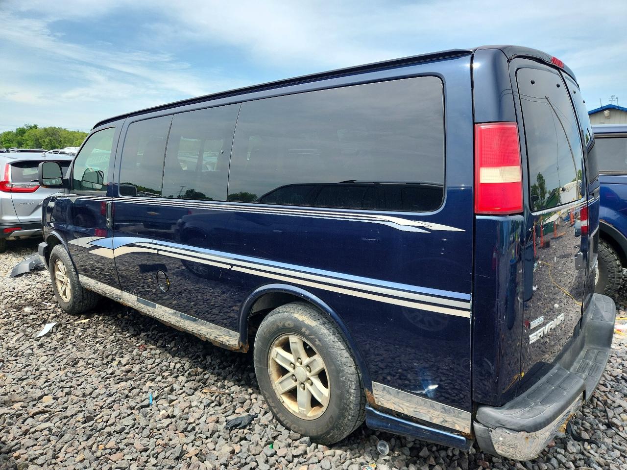 2009 Gmc Savana G1500 Blue vin: 1GKFH154191100401