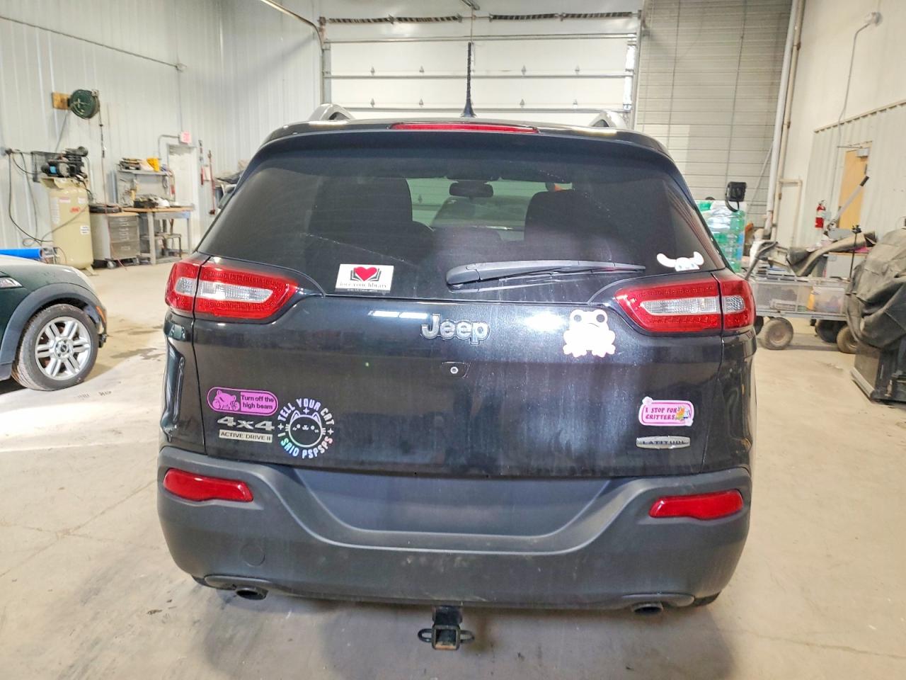 2014 Jeep Cherokee Latitude Black vin: 1C4PJMCS5EW317955