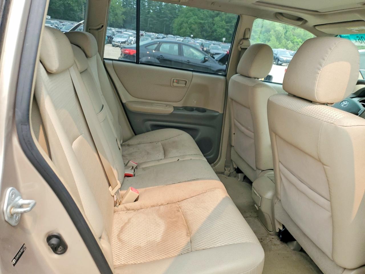 2007 Toyota Highlander Sport Beige vin: JTEHP21A570211136