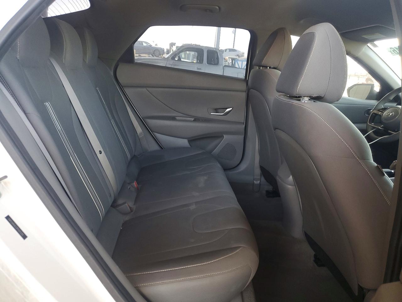 2023 Hyundai Elantra Sel White vin: 5NPLM4AG2PH093282
