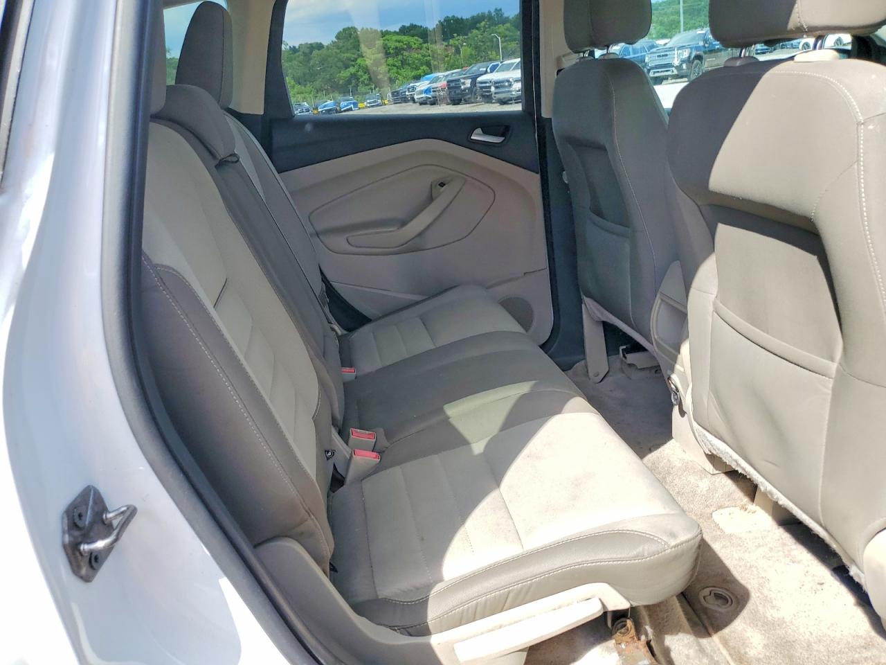 2013 Ford Escape Se White vin: 1FMCU9GX8DUD94639