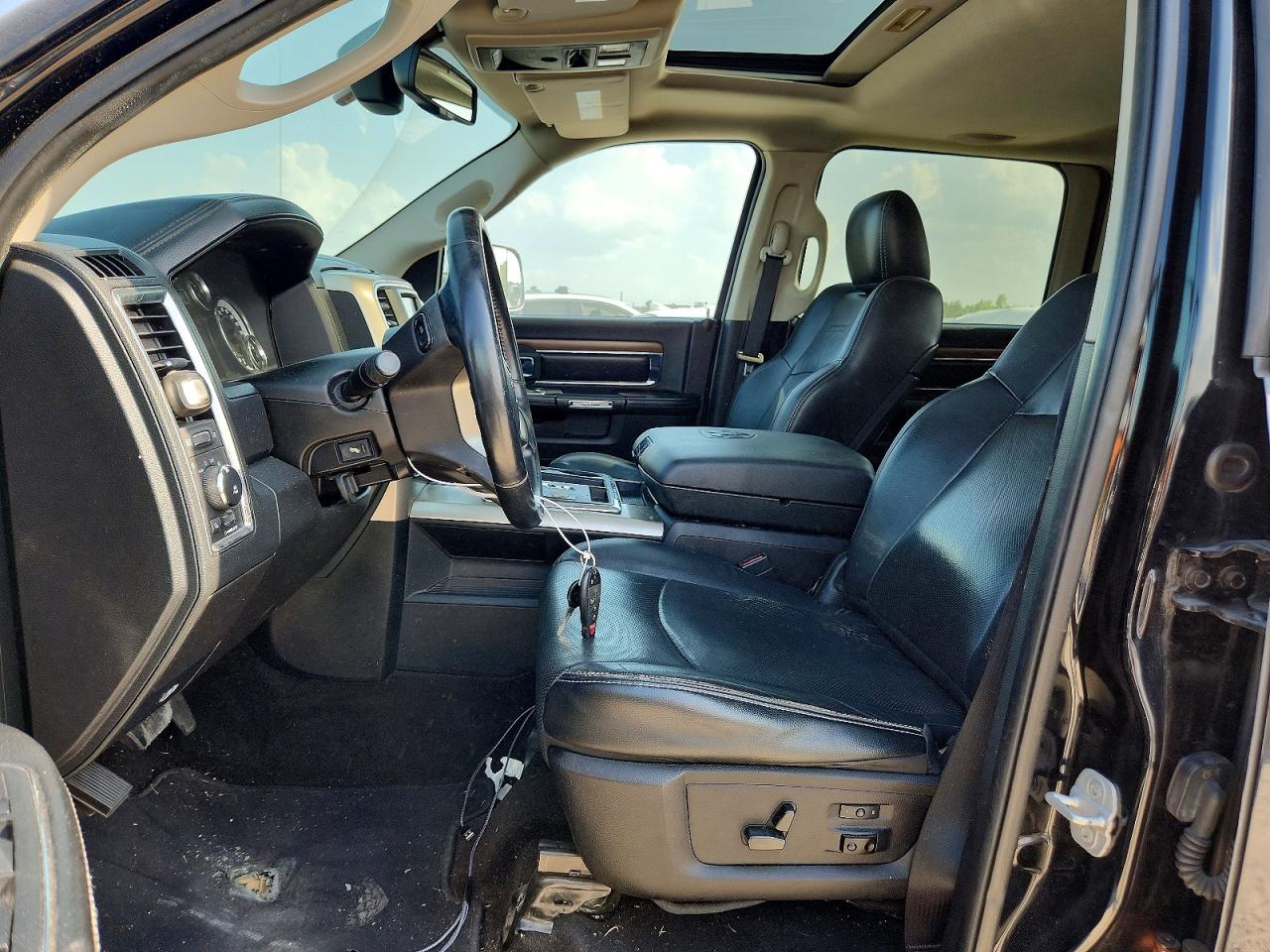2013 Ram 1500 Laramie Black vin: 1C6RR6NT6DS629279