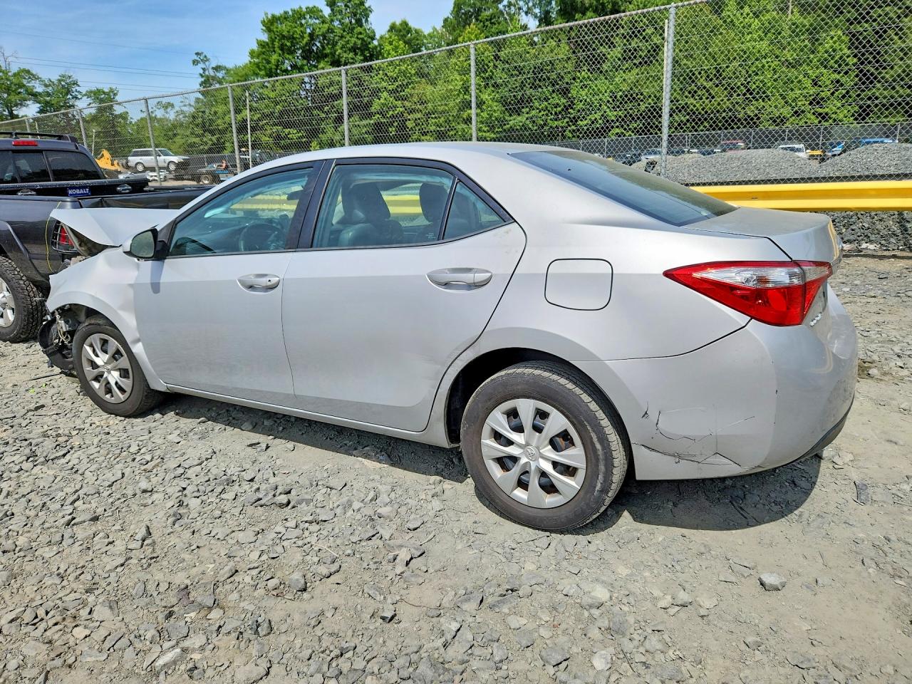 2015 Toyota Corolla L Silver vin: 2T1BURHE1FC297361